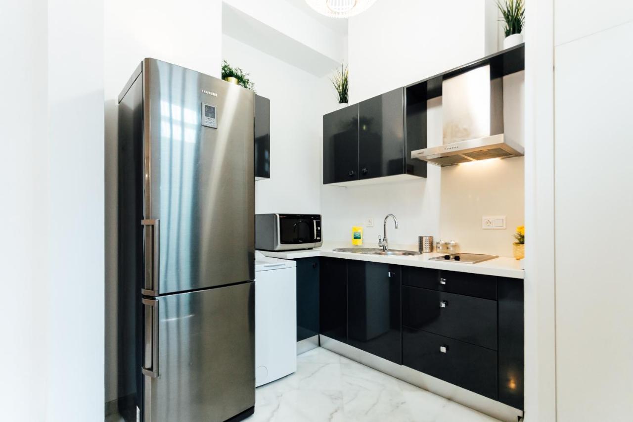 Modern And Wide- 1Bd 1Bth- Triana Apartment Севиля Екстериор снимка