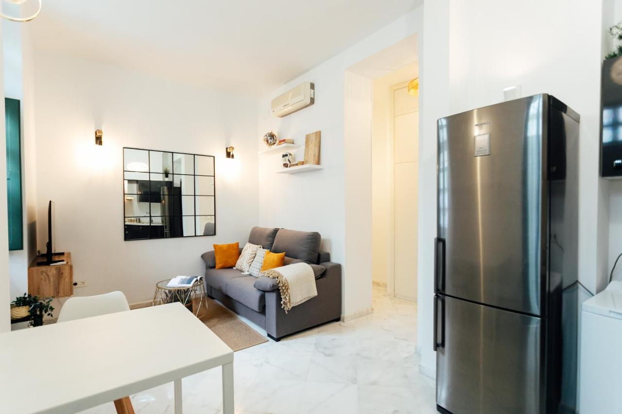 Modern And Wide- 1Bd 1Bth- Triana Apartment Севиля Екстериор снимка