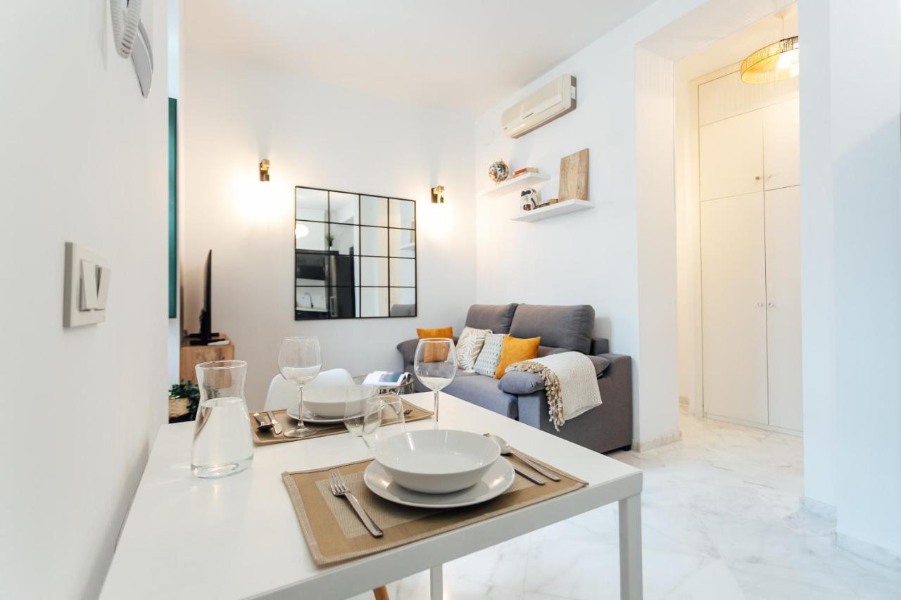 Modern And Wide- 1Bd 1Bth- Triana Apartment Севиля Екстериор снимка