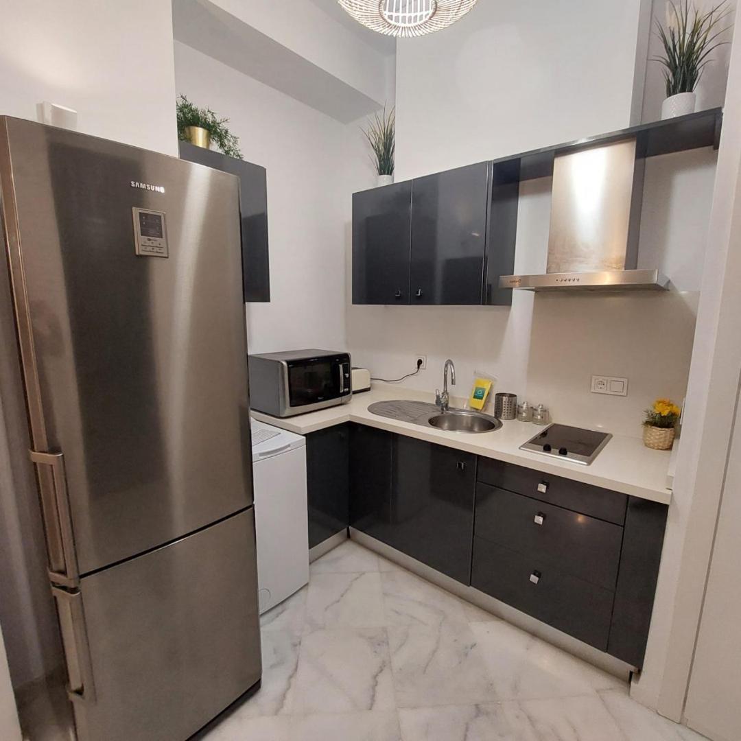 Modern And Wide- 1Bd 1Bth- Triana Apartment Севиля Екстериор снимка