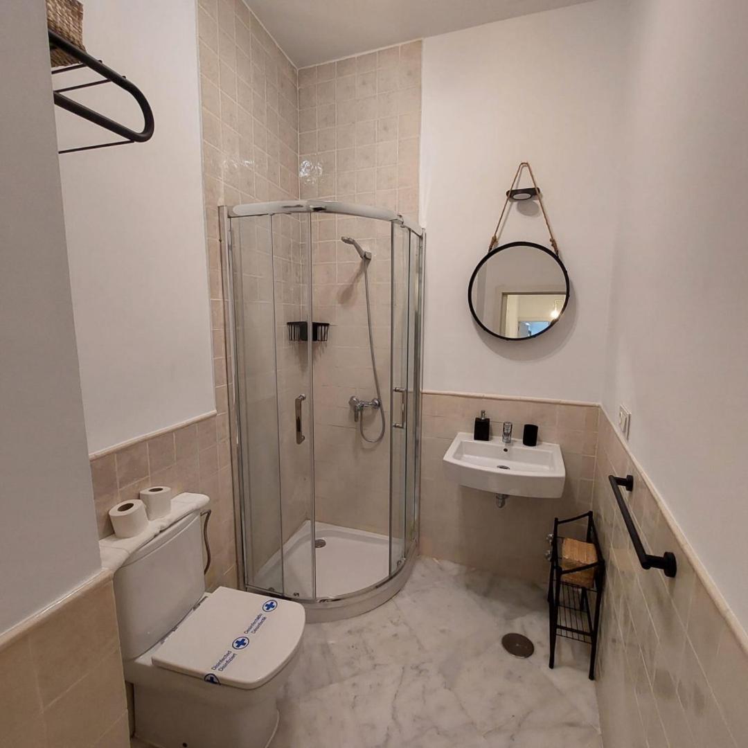 Modern And Wide- 1Bd 1Bth- Triana Apartment Севиля Екстериор снимка